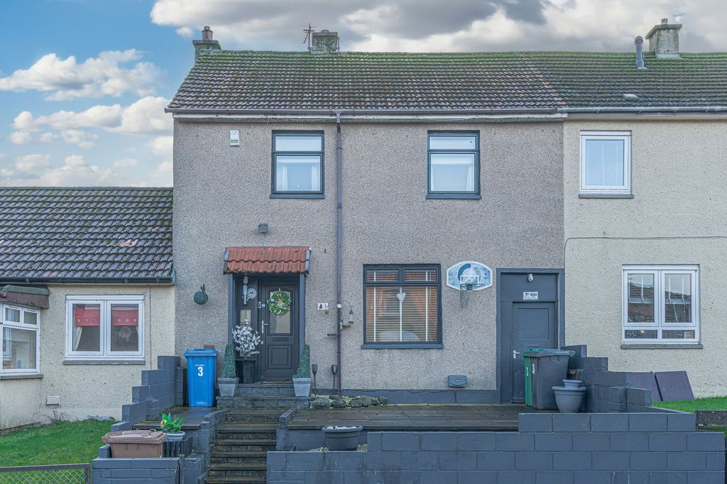 Property photo 2 of 34