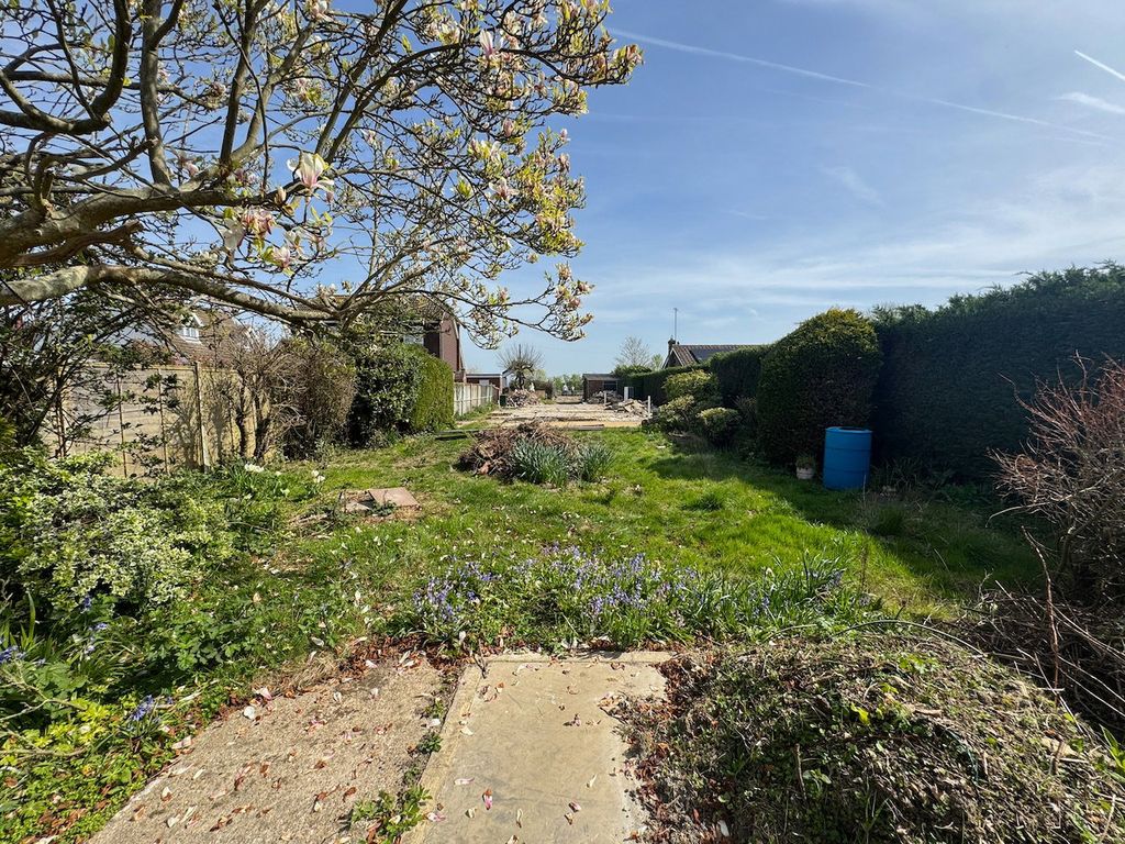 Property photo 3 of 11