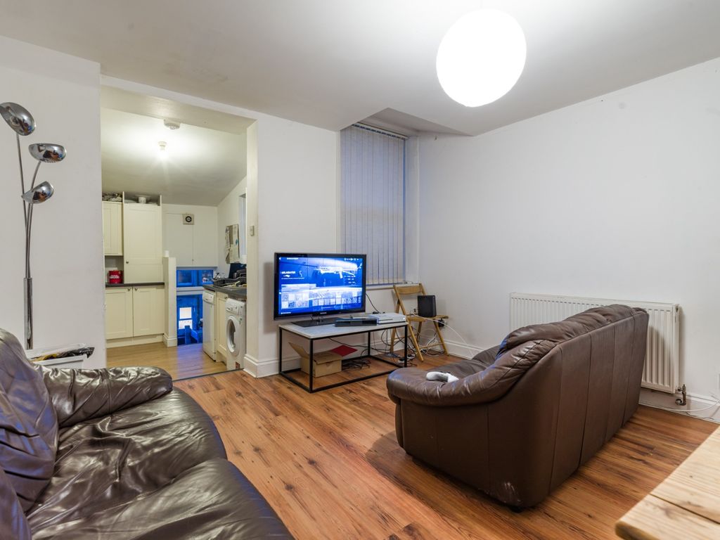 Property photo 1 of 10 2826010