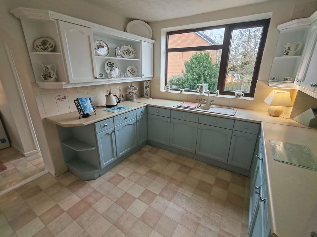 Property photo 2 of 19