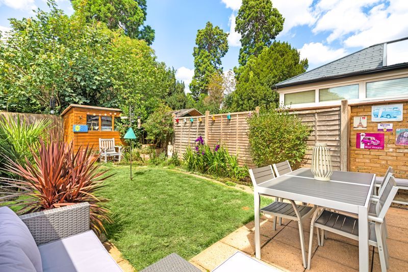 Property photo 2 of 19 Photo 4