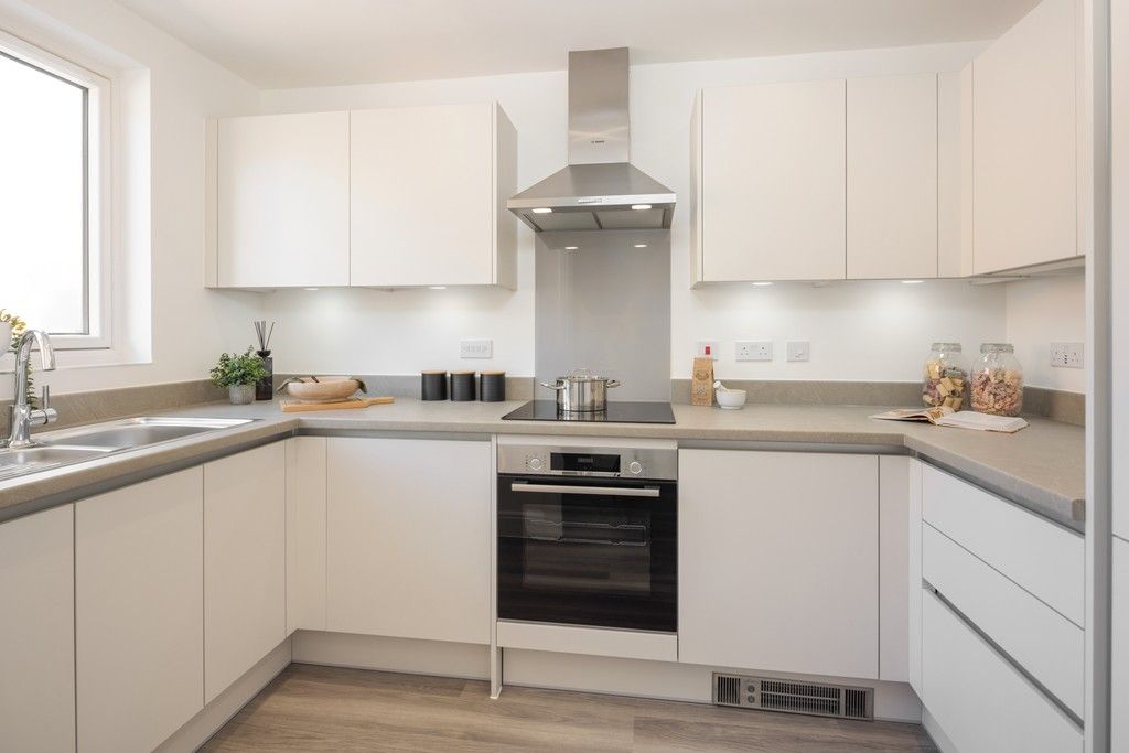 Property photo 2 of 8 Kings Barton At Monarchs Mead