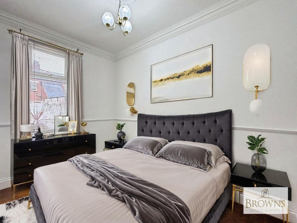 Property photo 2 of 18 4507973