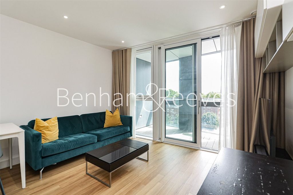 Property photo 2 of 16 Picture No. 05