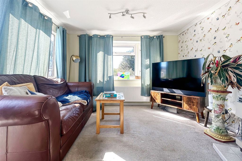 Property photo 3 of 14 Picture No. 17