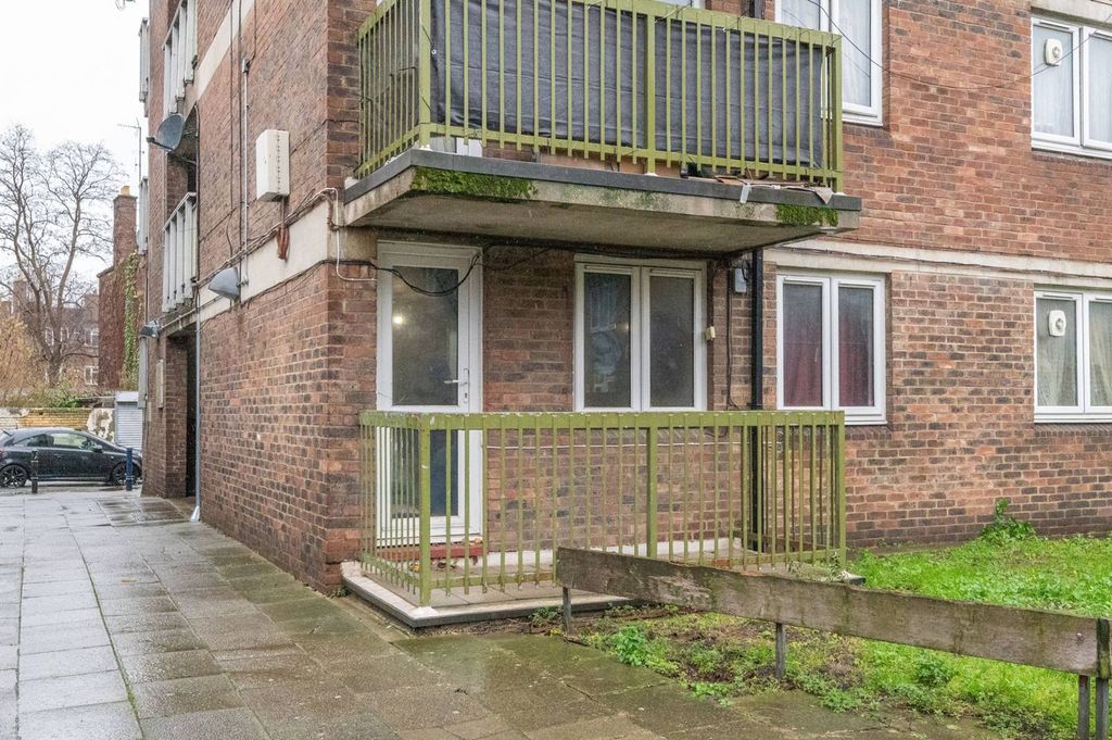 Property photo 3 of 11