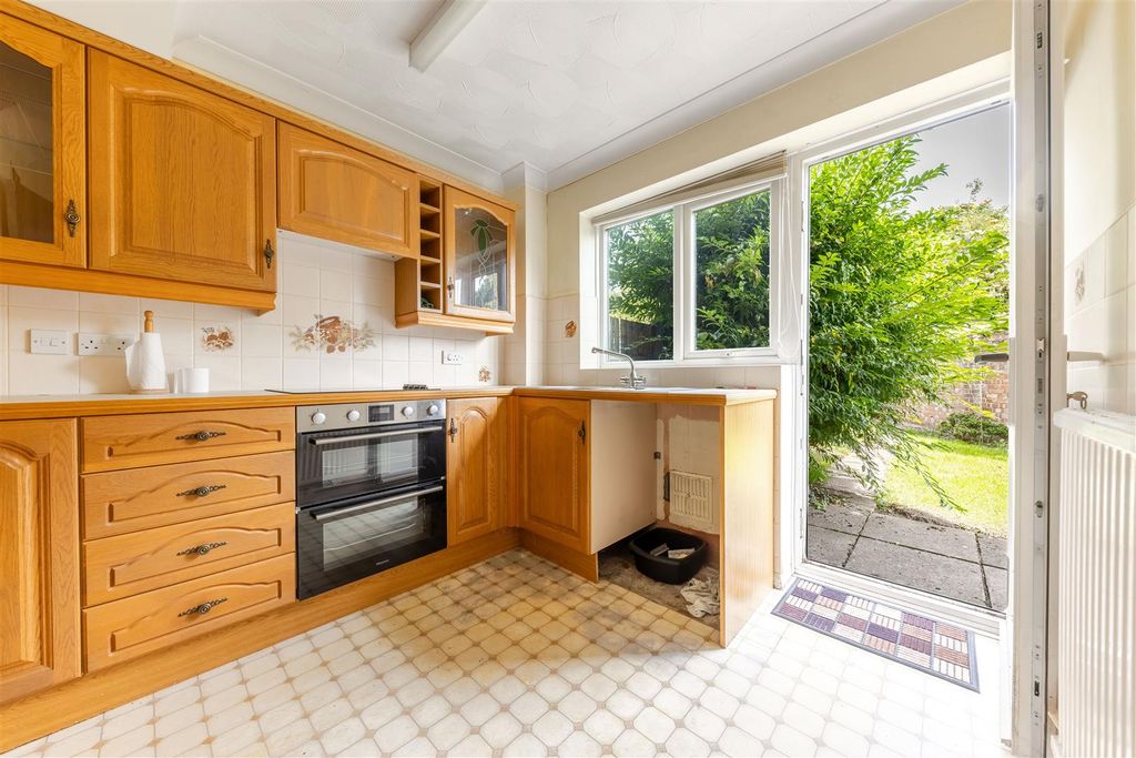 Property photo 2 of 18 Ba-16.Jpg