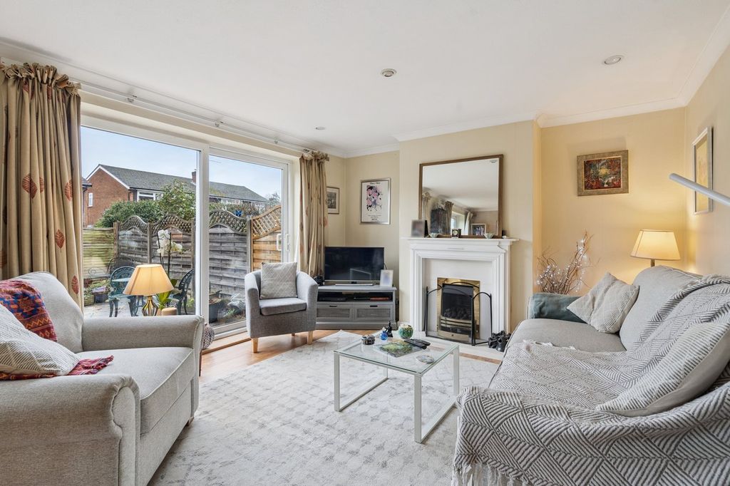 Property photo 3 of 16