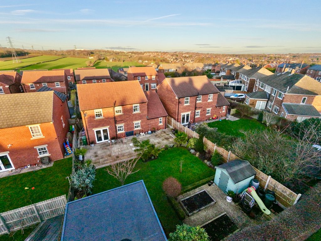 Property photo 3 of 26 Rear Garden