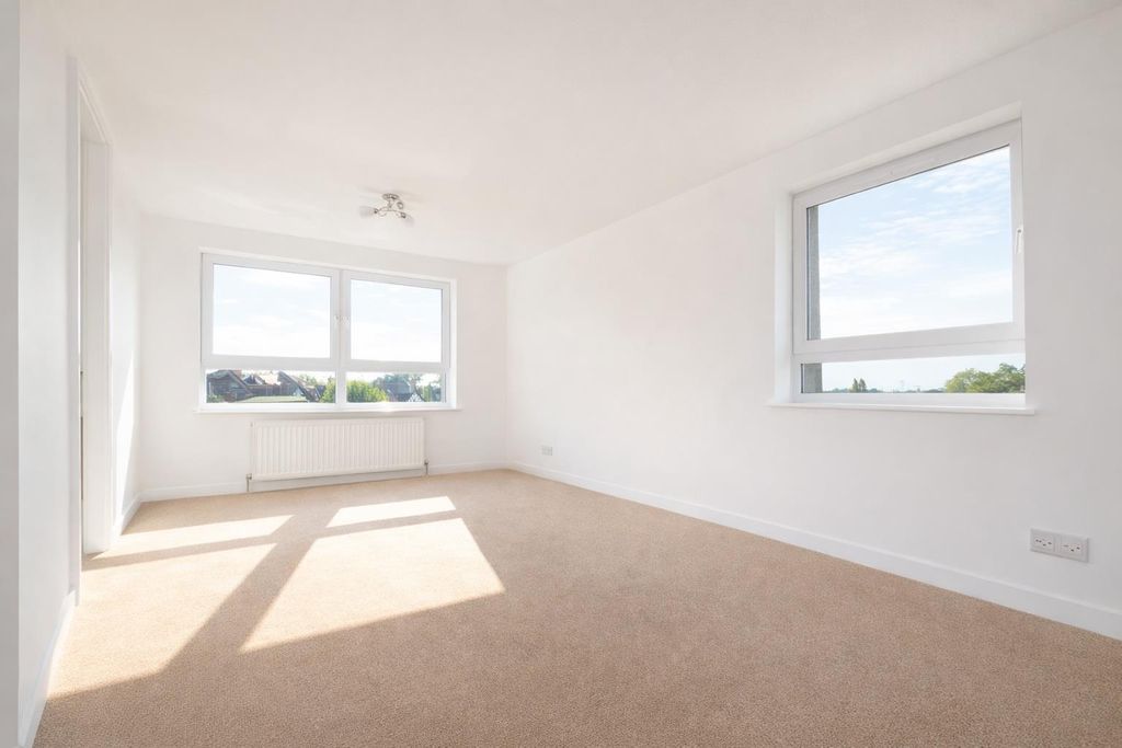 Property photo 3 of 6 Recp.Jpg