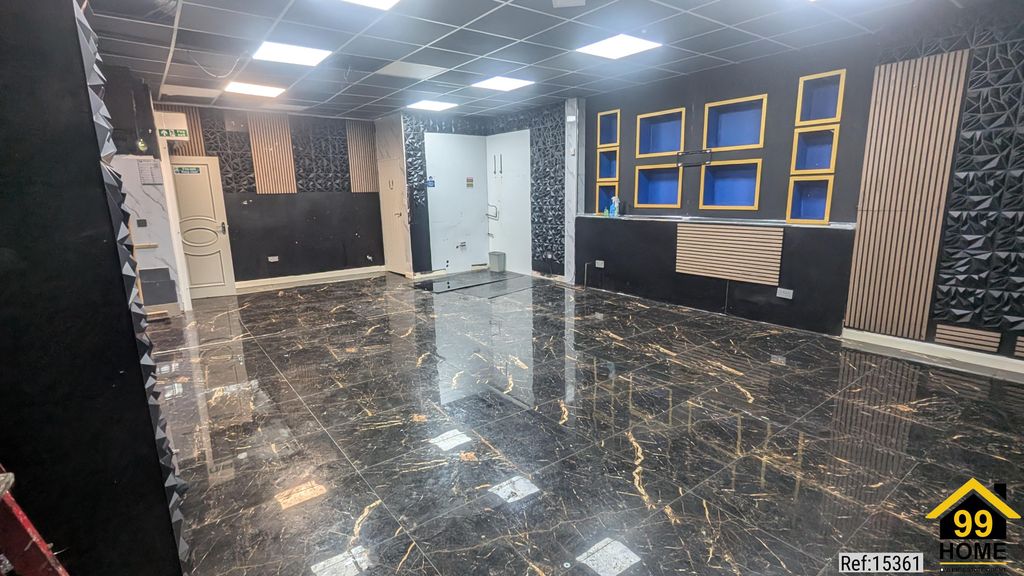 Property photo 3 of 7 Photo 2