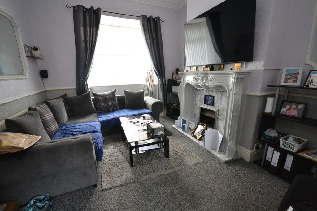 Property photo 3 of 9