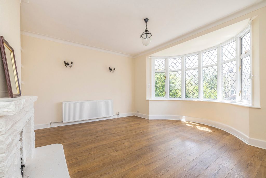 Property photo 3 of 20 Pbox-Img.Jpg