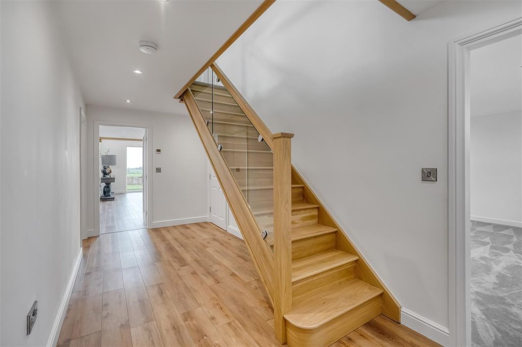 Additional image 8 of 5 bed detached house for saleKings Head Cottages, Heighington, Darlington DL2