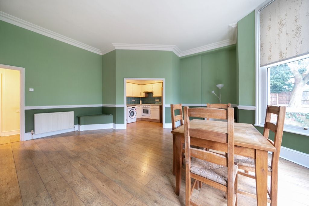 Property photo 2 of 12 1234132 (4)