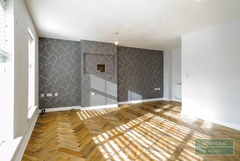 Property photo 2 of 20 Photo 36