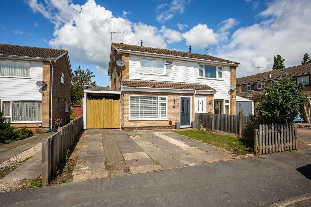 Property photo 1 of 27