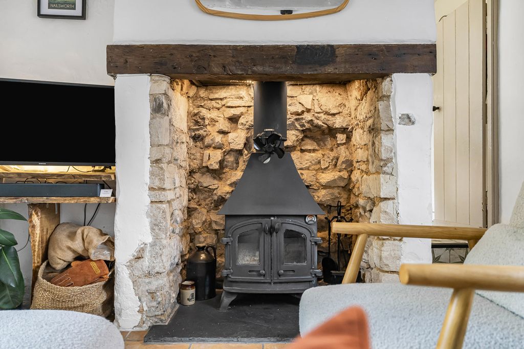 Property photo 1 of 15 Sitting Room