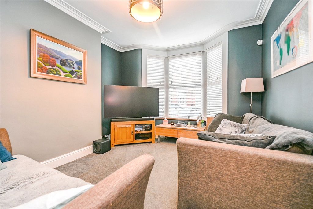 Property photo 2 of 13 Photo