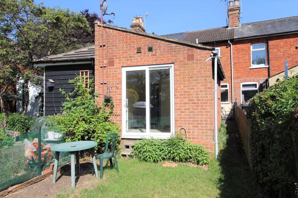 Property photo 1 of 7