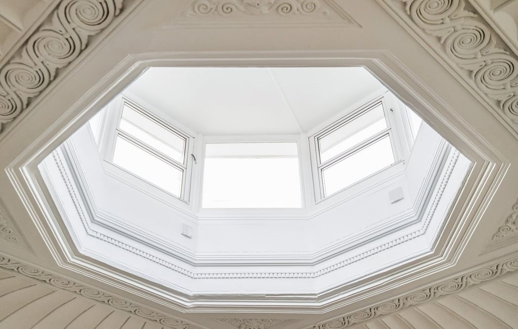 Property photo 2 of 8 Entrance