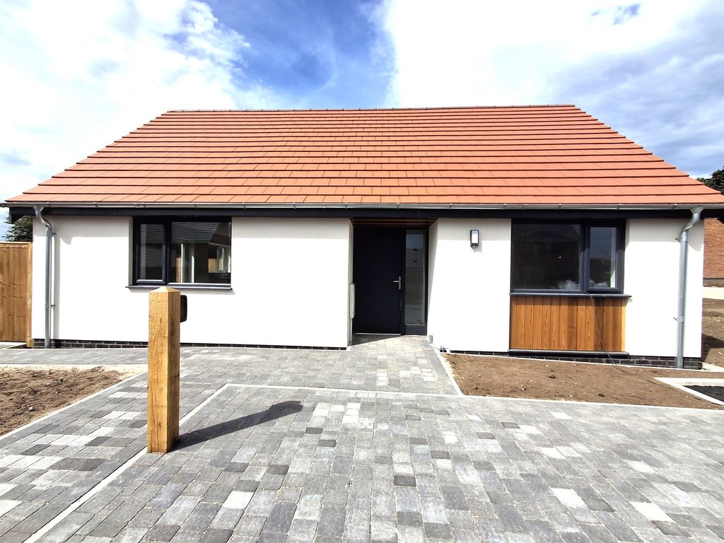 Property photo 2 of 3