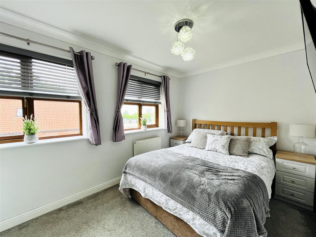 Property photo 3 of 15 Bedroom One