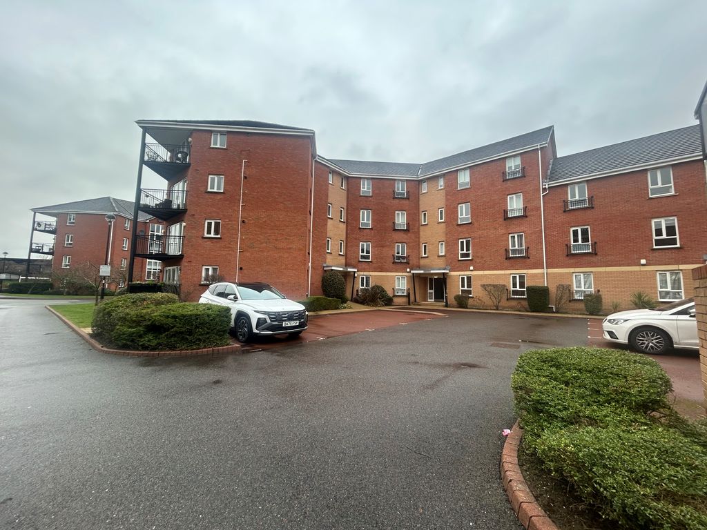 Property photo 1 of 8