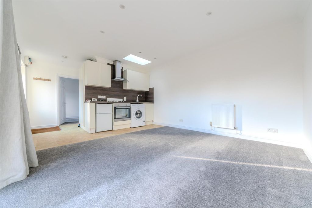 Property photo 2 of 6 Dsc_0148.Jpg