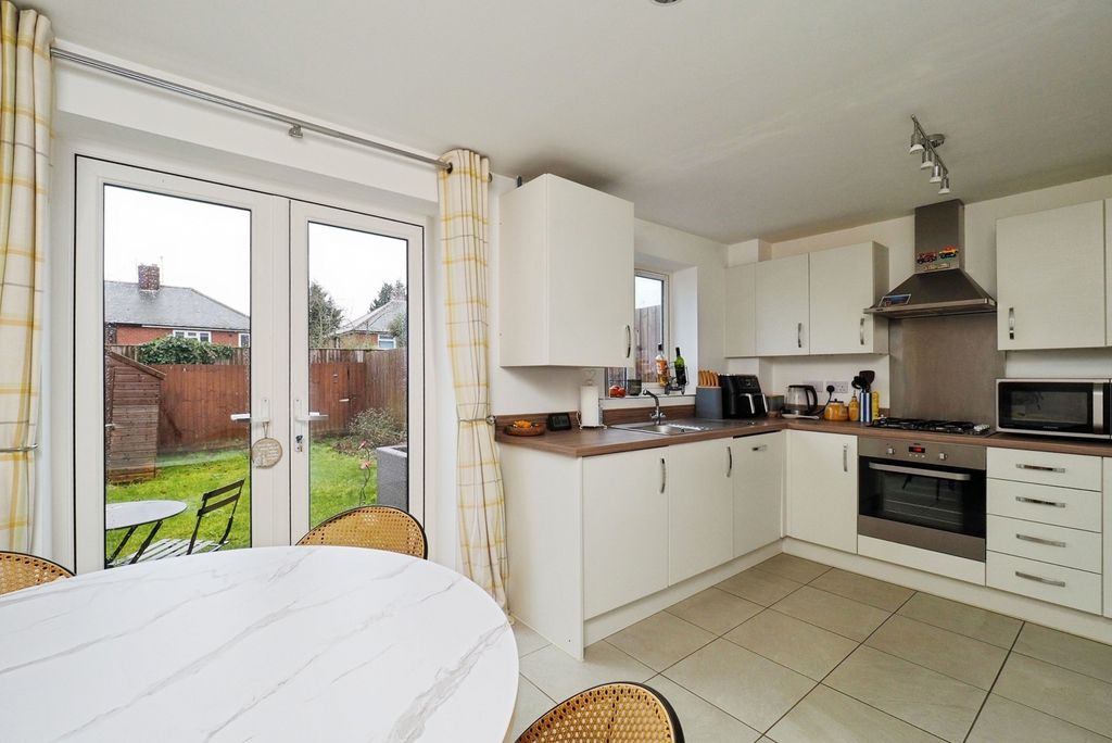 Property photo 1 of 15 Pbox-Img.Jpg