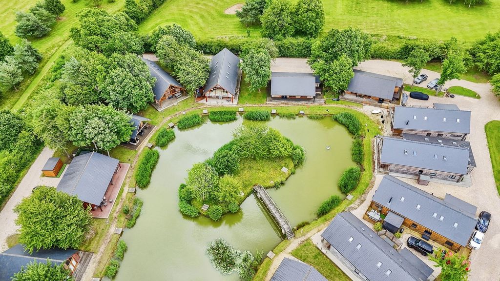 Property photo 3 of 26 Drone