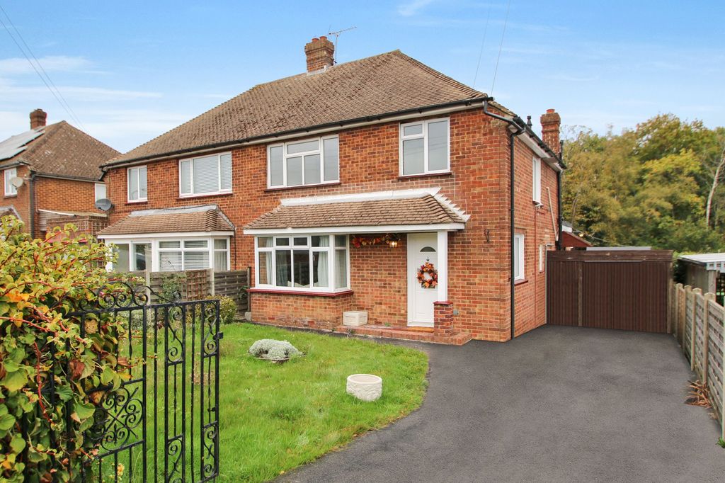 Property photo 1 of 12