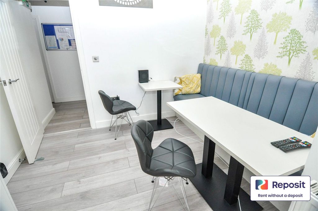 Property photo 2 of 7 Picture No. 03