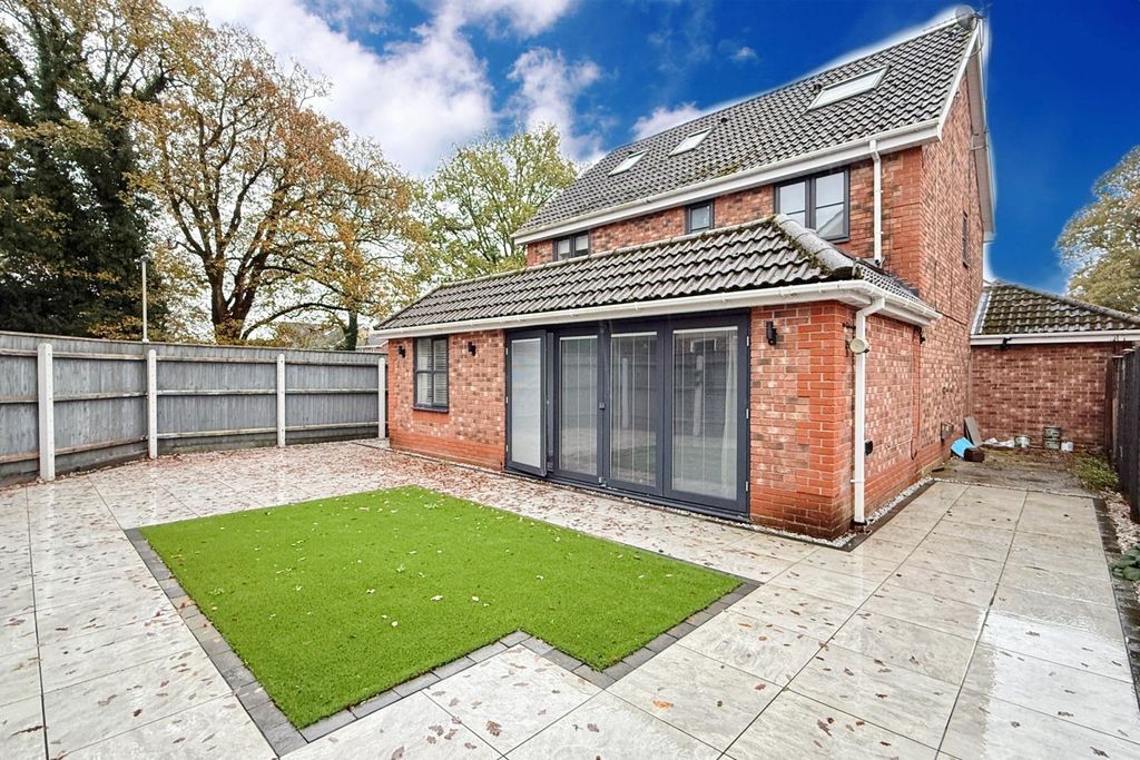 Property photo 2 of 21 Gallery