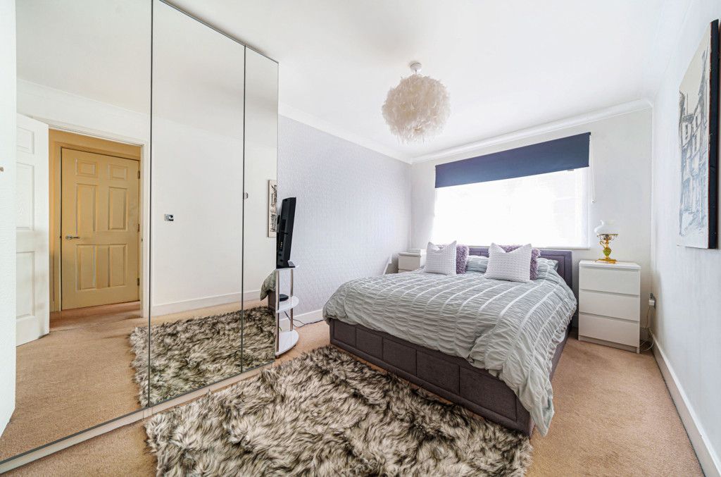 Property photo 3 of 21 1026531 (6)c.Jpg