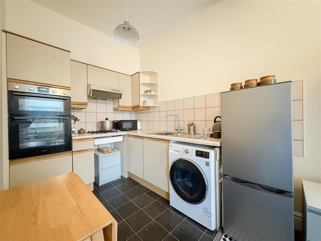 Property photo 2 of 15 Kitchen / Living Room