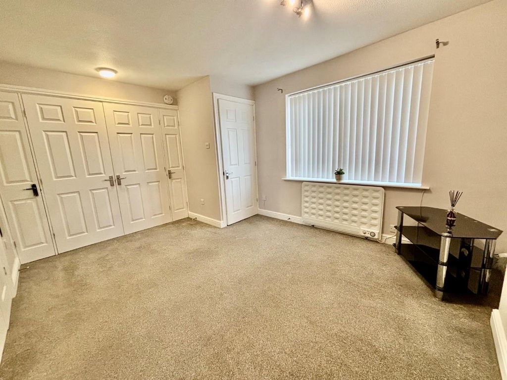 Property photo 2 of 6 6 Beechfern New 1.Jpg