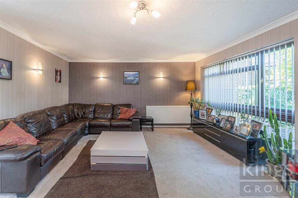 Property photo 3 of 22