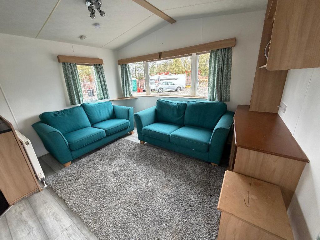 Property photo 2 of 12 Photo 2