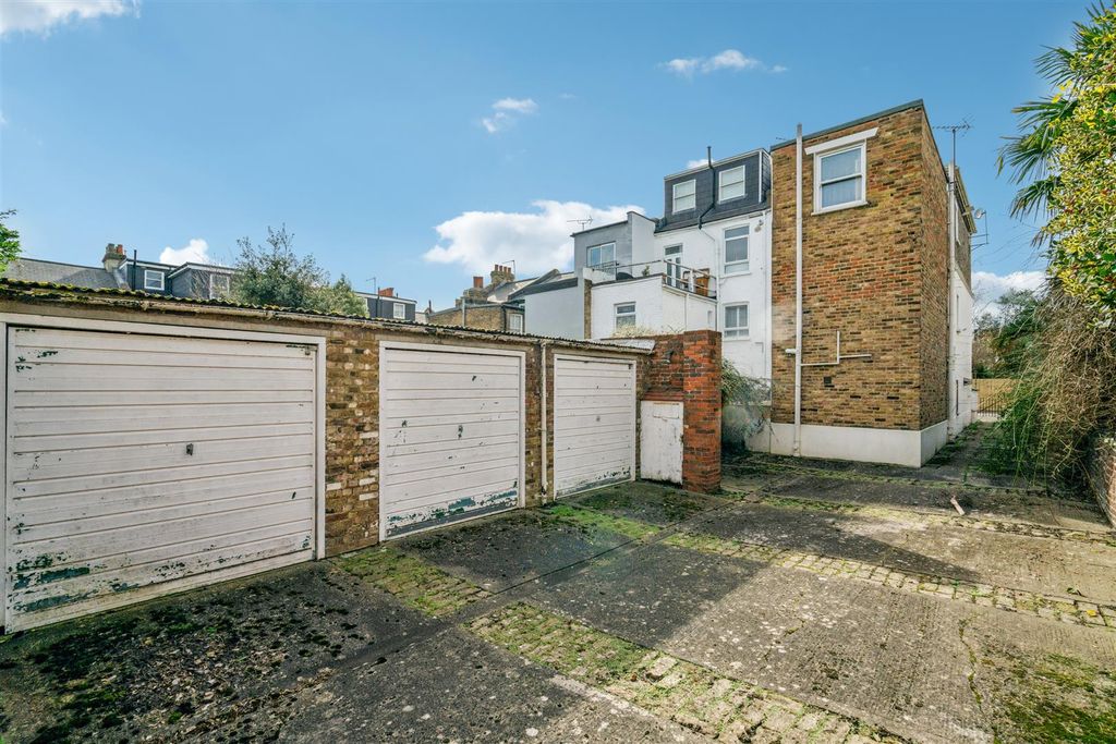 Property photo 2 of 14 Priory Road, W4 - For Sale