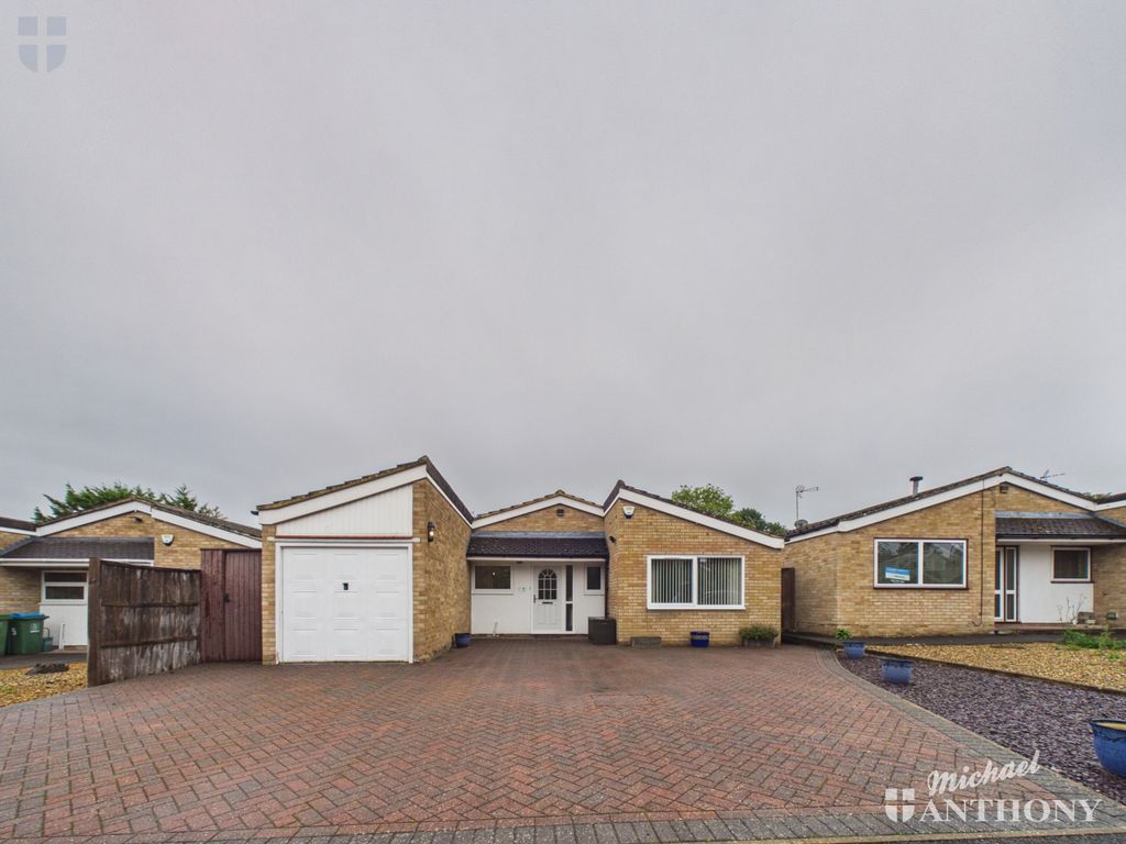 Property photo 1 of 24 Cam03218G0-Pr1156-Still019
