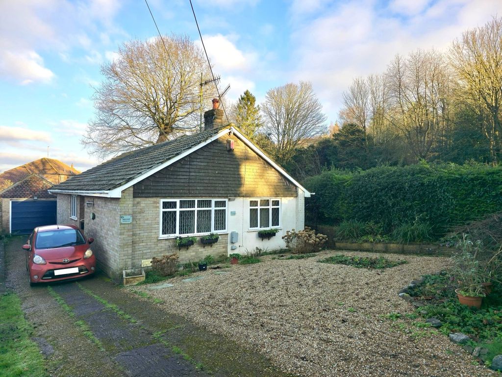 Property photo 1 of 22 Front (1)