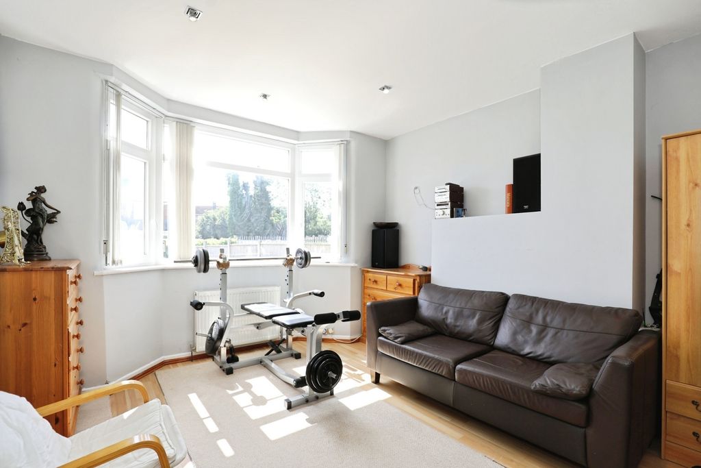 Property photo 2 of 24 Pbox-Img.Jpg