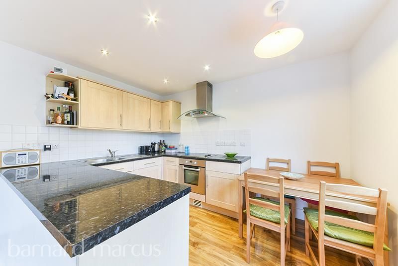 Property photo 2 of 6 Kitchen