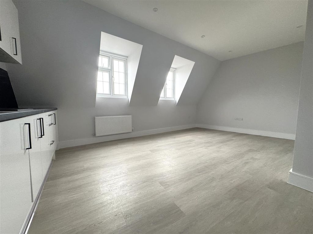 Property photo 3 of 6 Img_0897.Jpg