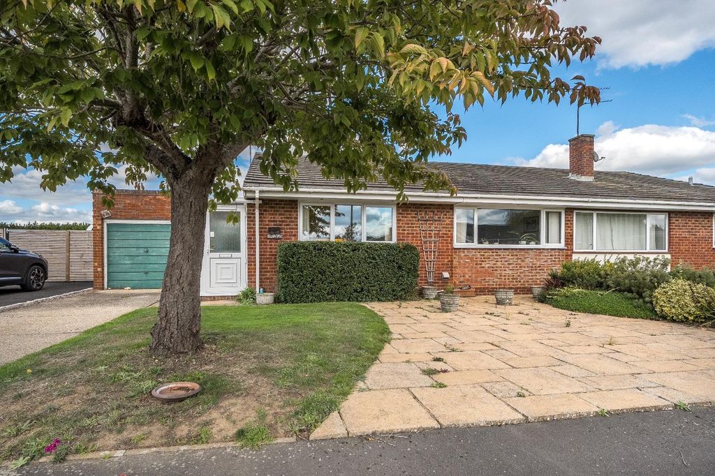 Property photo 1 of 12 External