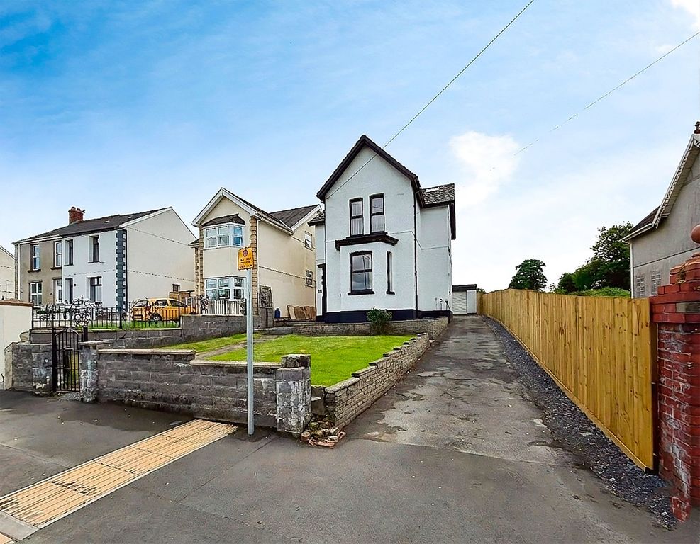 Property photo 1 of 38