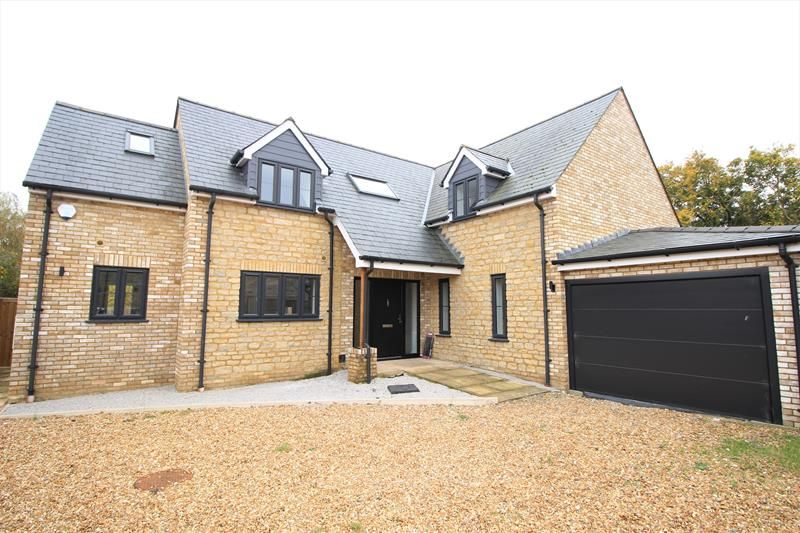 Property photo 1 of 17 External