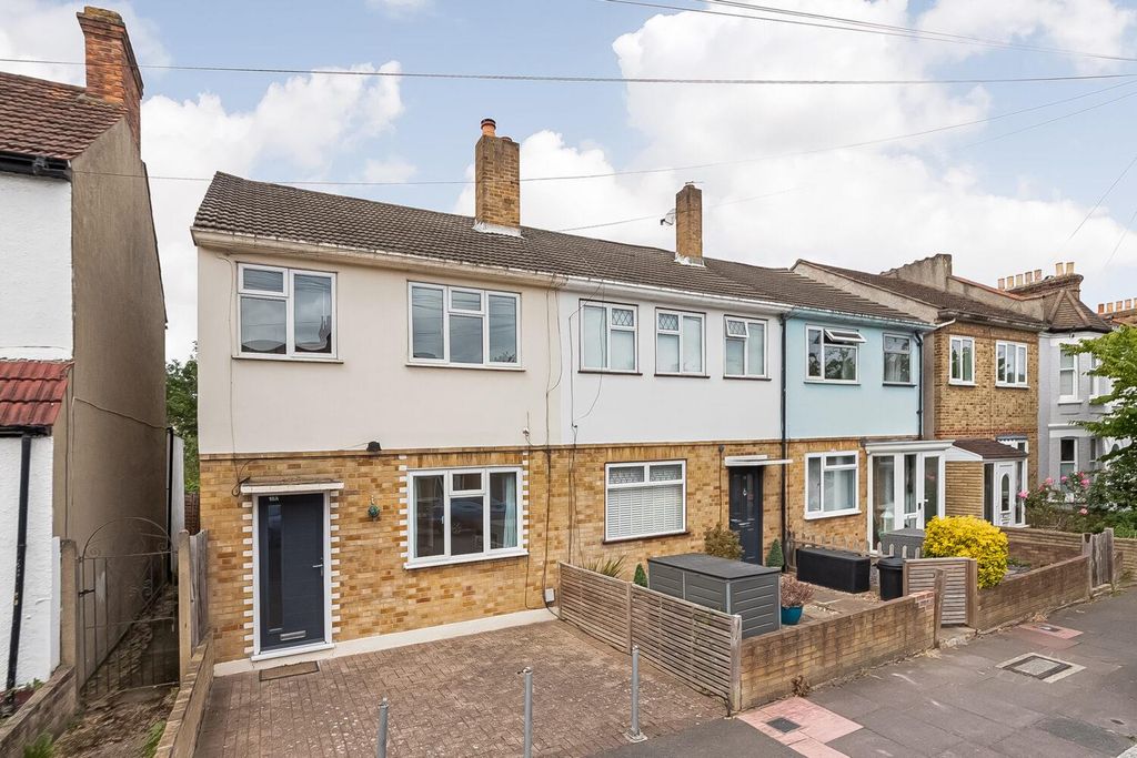 Property photo 3 of 10