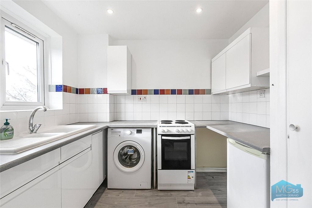 Property photo 3 of 10 Picture No. 15